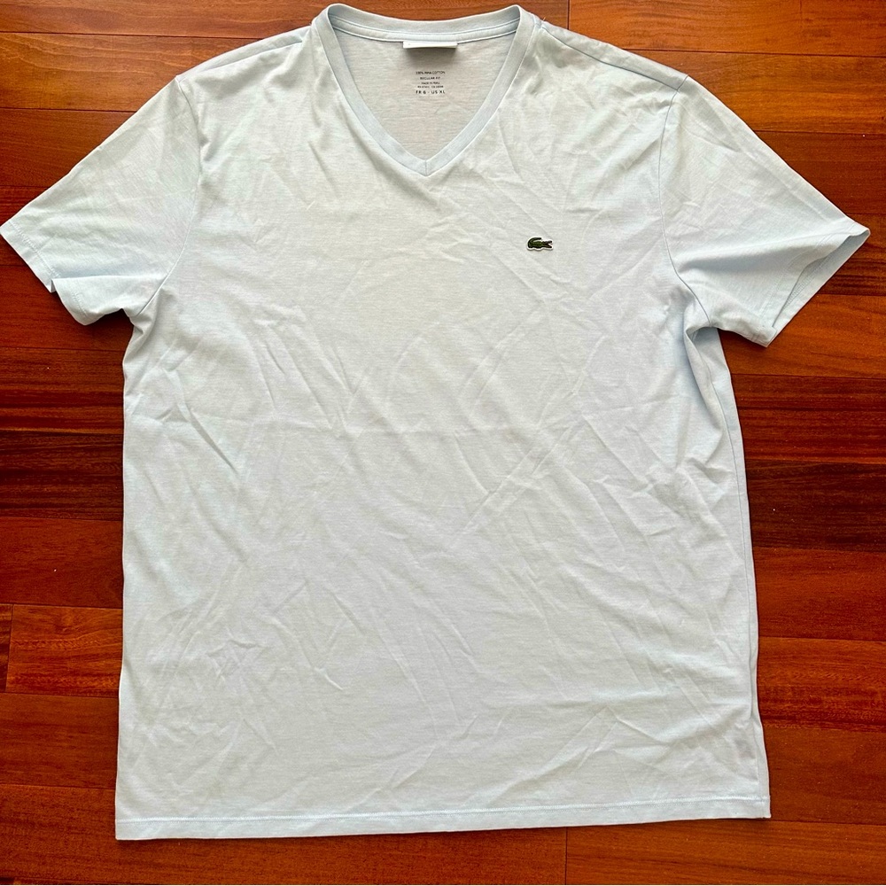 Men’s Lacoste v-neck T-shirt light blue size XL